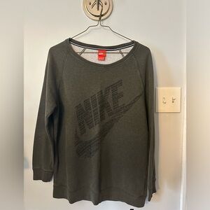 Nike long length sweatshirt with a wide neck. Size medium.